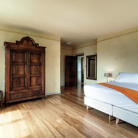 Villa Edmonda - By Myhomeincomo